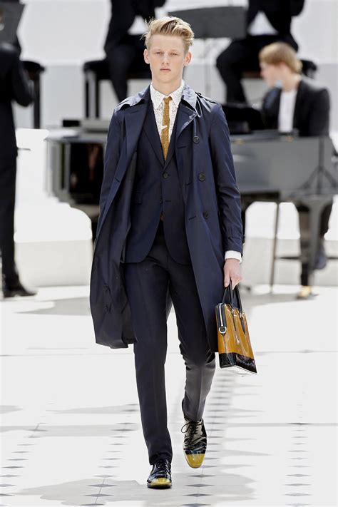 Burberry Spring 2016 Menswear Collection 